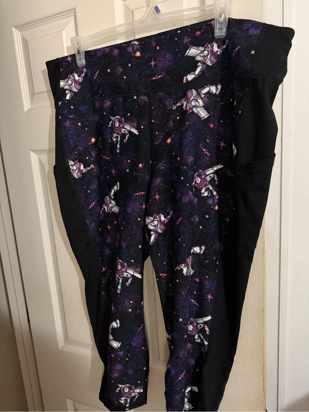 torrid Black & Purple Space-Print Capri Leggings
